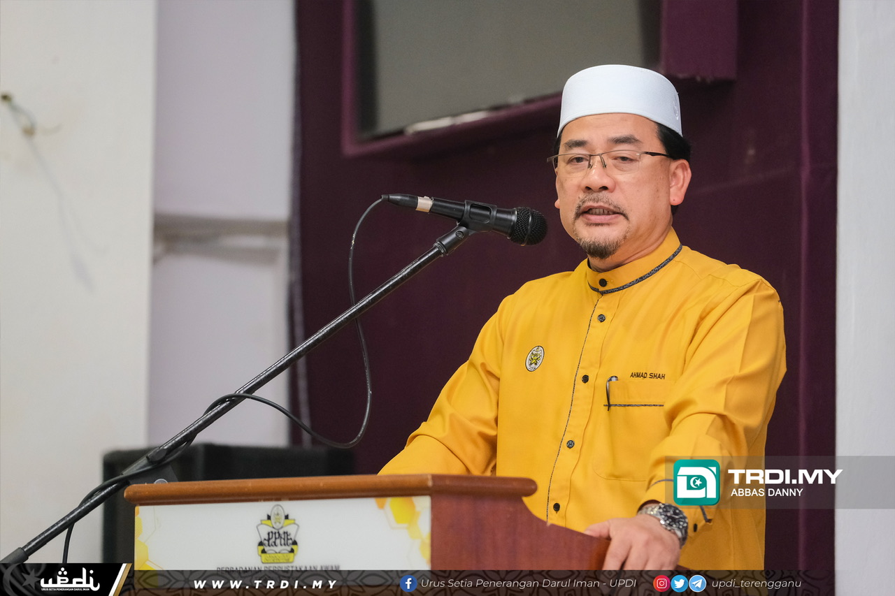 Ahmad Shah sedang berucap ketika merasmikan majlis tersebut.