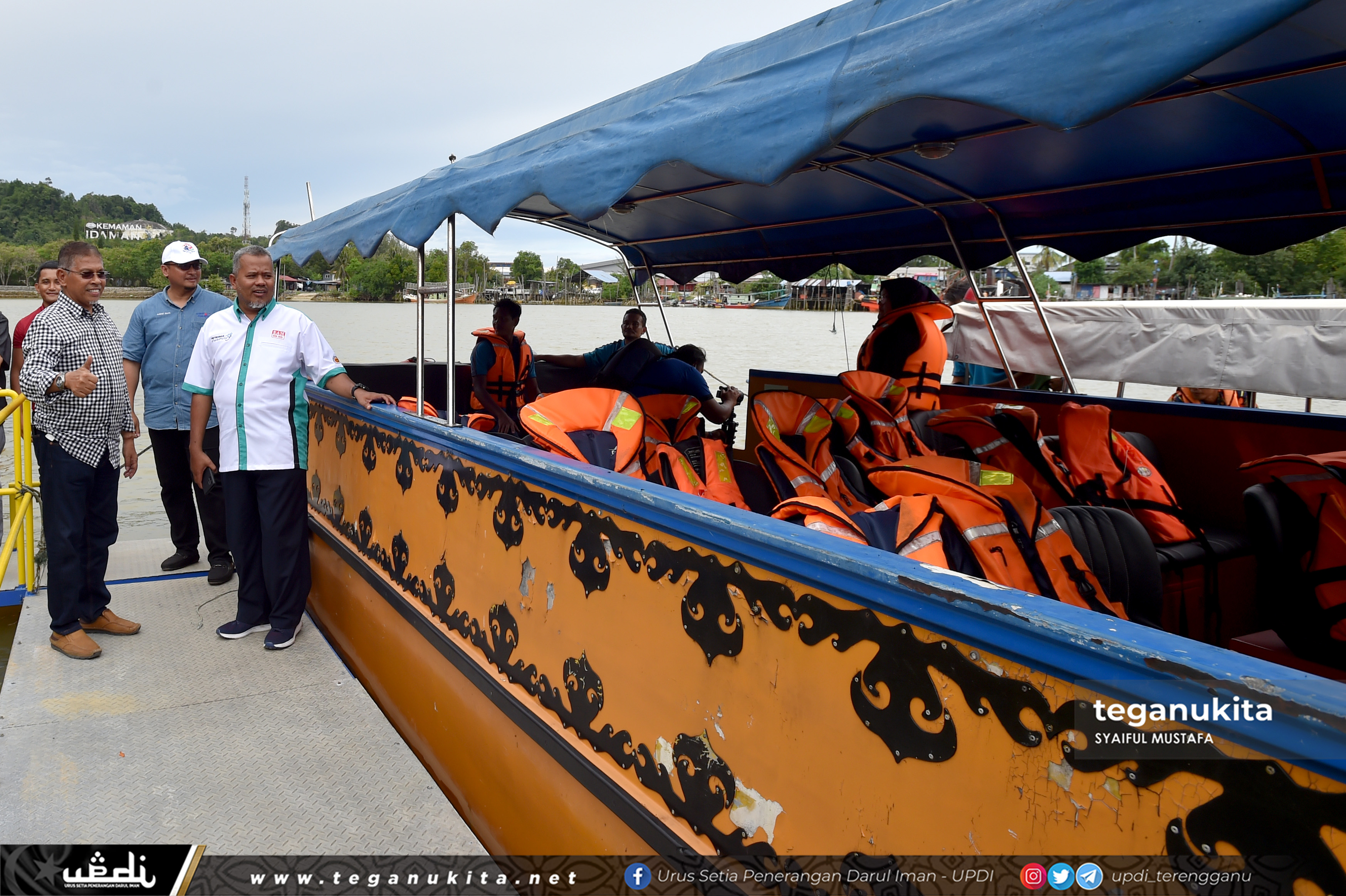 YB Ustaz Ariffin Deraman melakukan lawatan kerja ke Kemaman Waterfront dan Zoo Kemaman