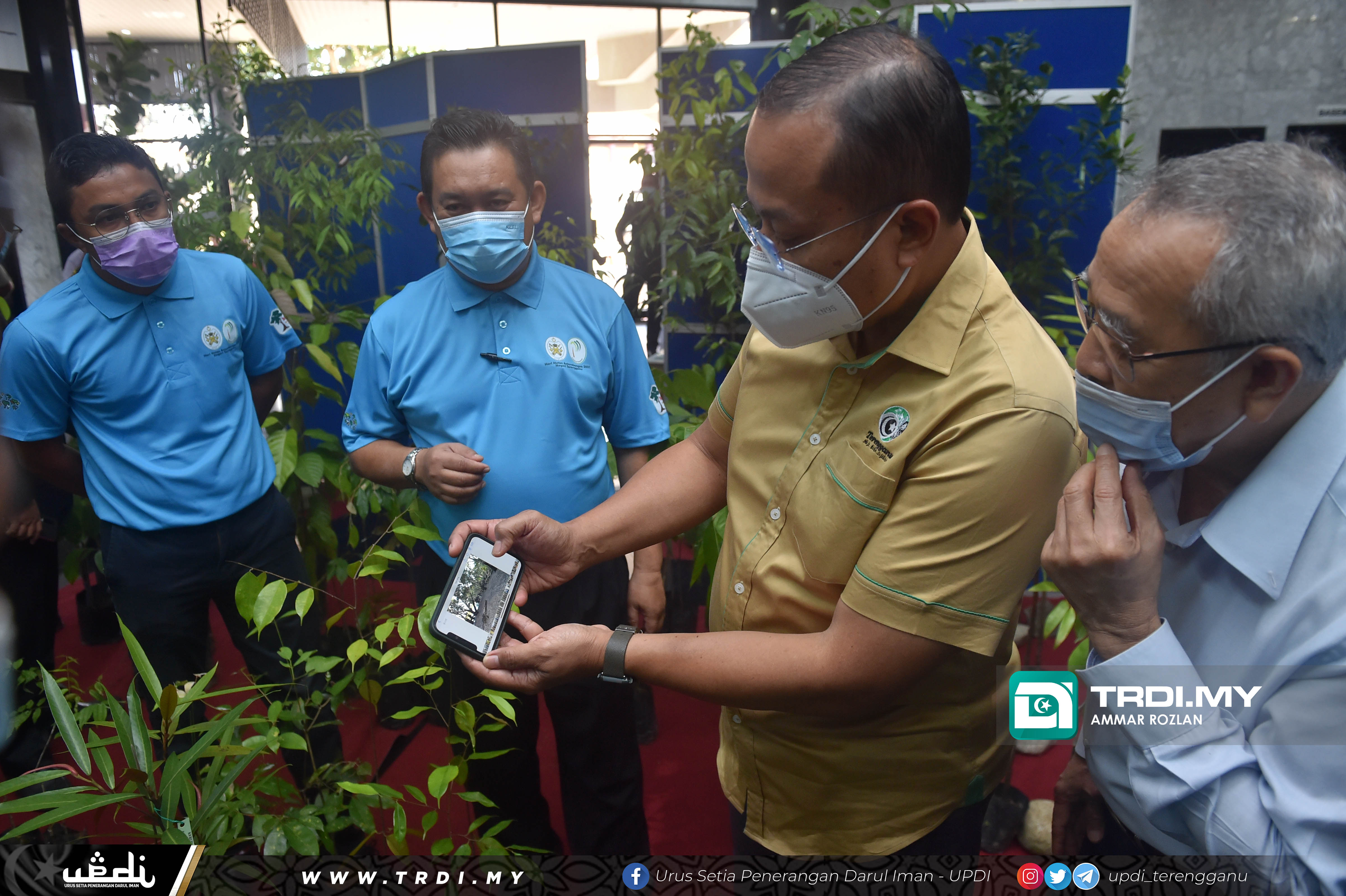 YAB Dato' Seri Dr. Ahmad Samsuri bin Mokhtar, Menteri Besar Terengganu menghadiri Majlis Pelancaran Dasar Perhutanan Malaysia bersempena Sambutan Hari Hutan Antarabangsa 2021