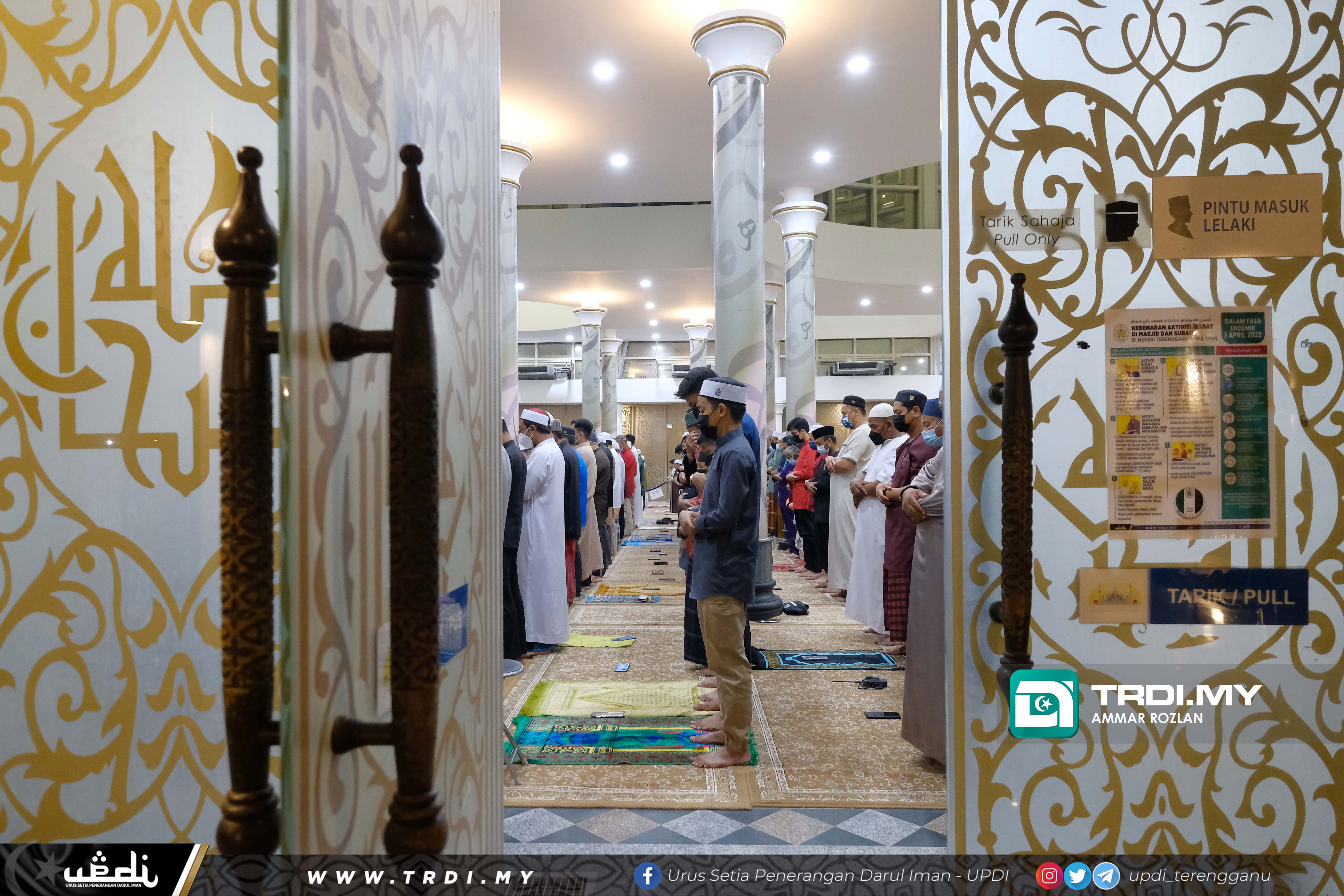 Keadaan terkini Masjid Kristal, Taman Tamadun Islam (TTI) Kuala Terengganu yang mula dibuka semula sejak 1 Ramadan lalu, Alhamdulillah.  Orang ramai dijemput untuk mengimarahkan masjid ini. Semoga dengan suasana baru, Ramadan kita lebih bermakna.