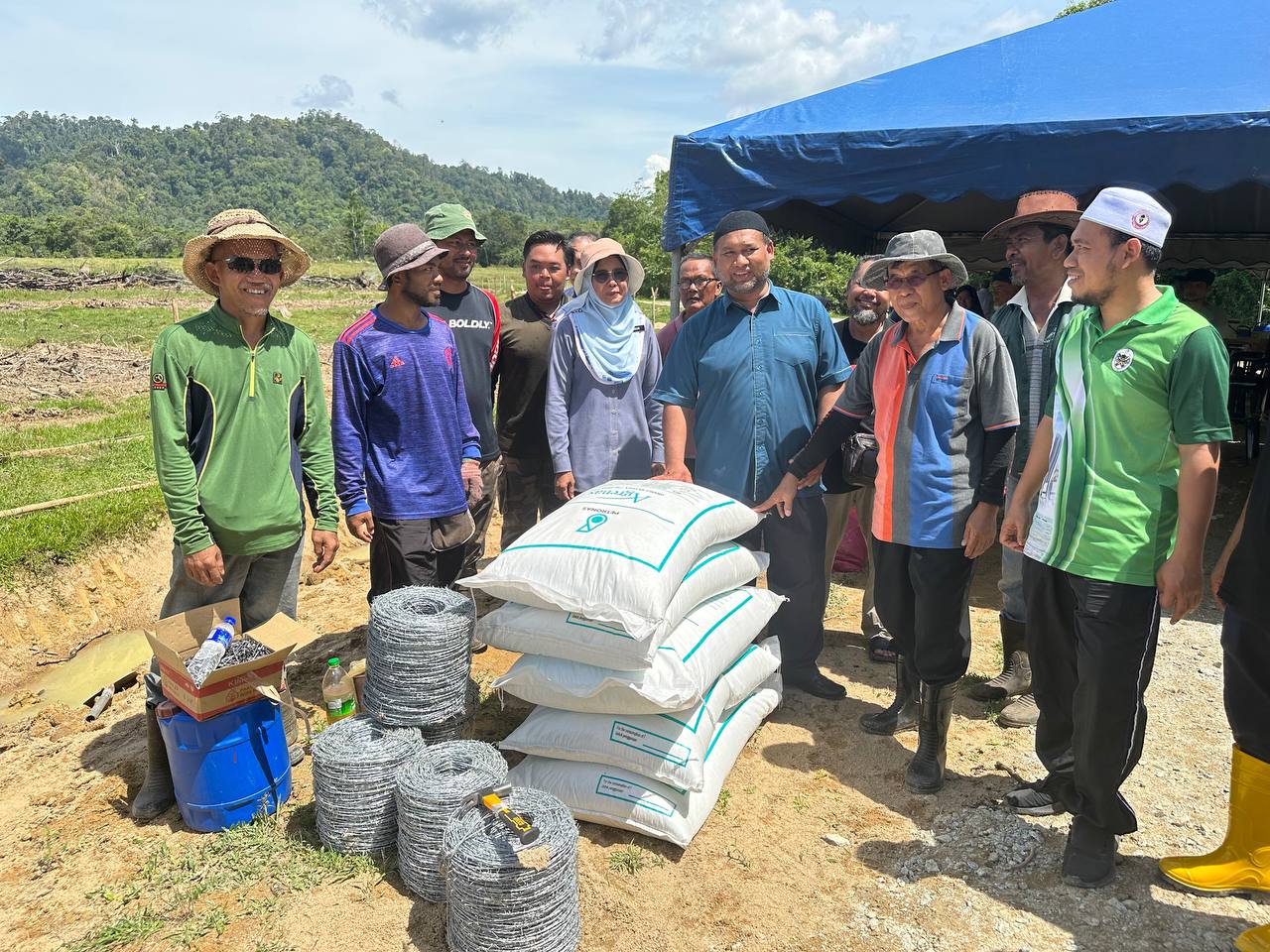 Penternak Disaran Usahakan Padang Ragut Tok Him - TRDI News