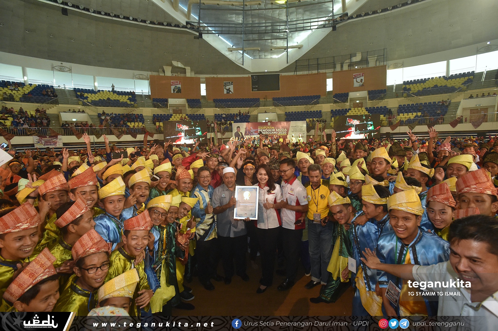 Buat julung kalinya kerajaan negeri melalui jabatan pelancongan menganjurkan persembahan dikir barat terbesar yang menampilkan 2020 orang peserta sekaligus mencipta nama dalam Malaysian Book Of Record
