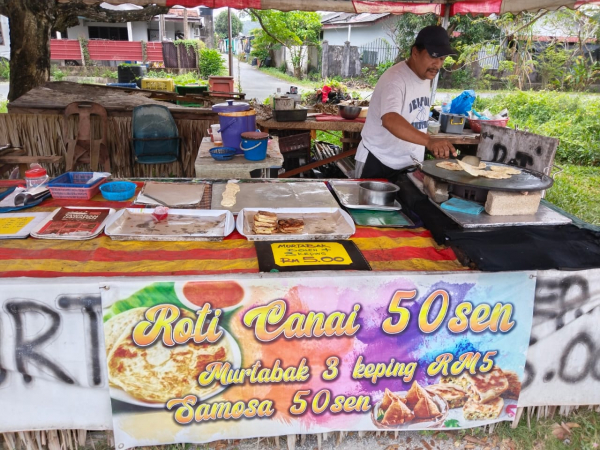 Jual Roti Canai 50 Sen, Berniaga Sambil Sedekah - TRDI News