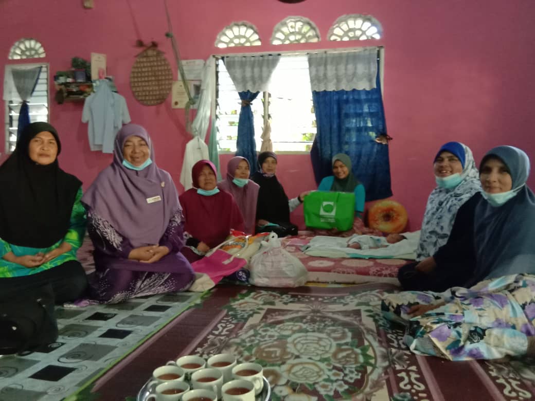 I-MiTS Bukit Besi Santuni Ibu Bersalin