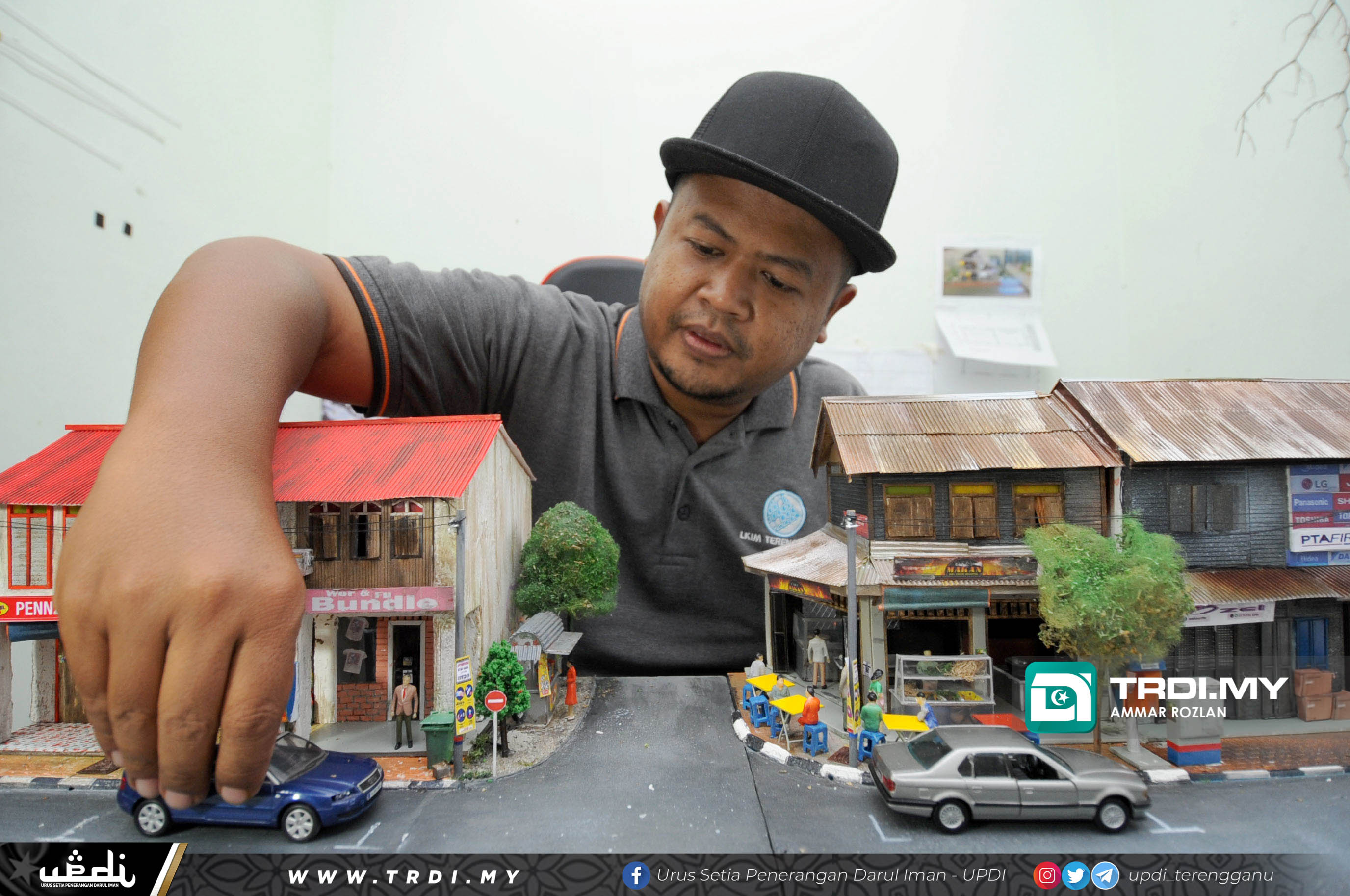 Seni Diorama Anak Muda
