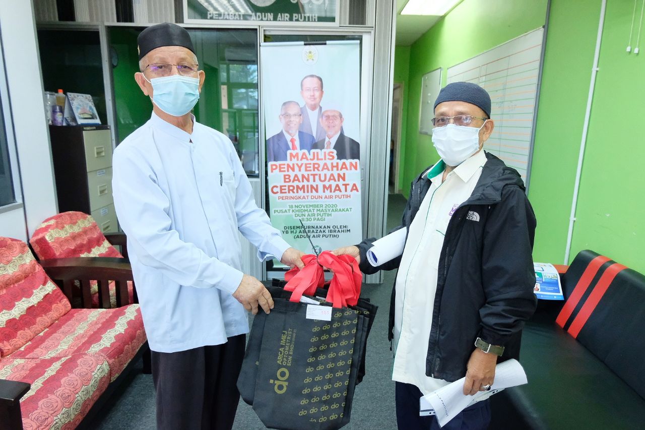 DUN Air Putih Serah 481 Cermin Mata