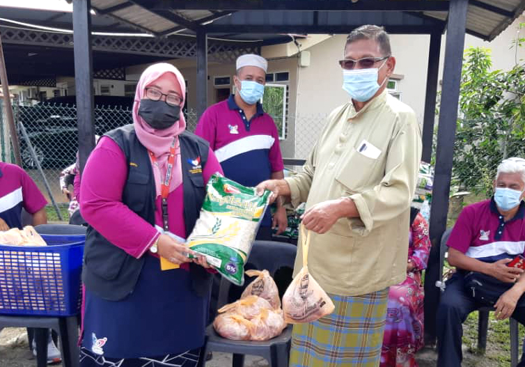 PAPKET Bantu Golongan Fakir Miskin, Anak Yatim