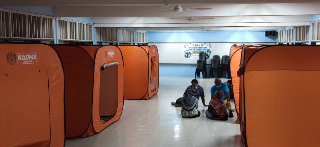 Enam Keluarga Mangsa Banjir Dipindahkan