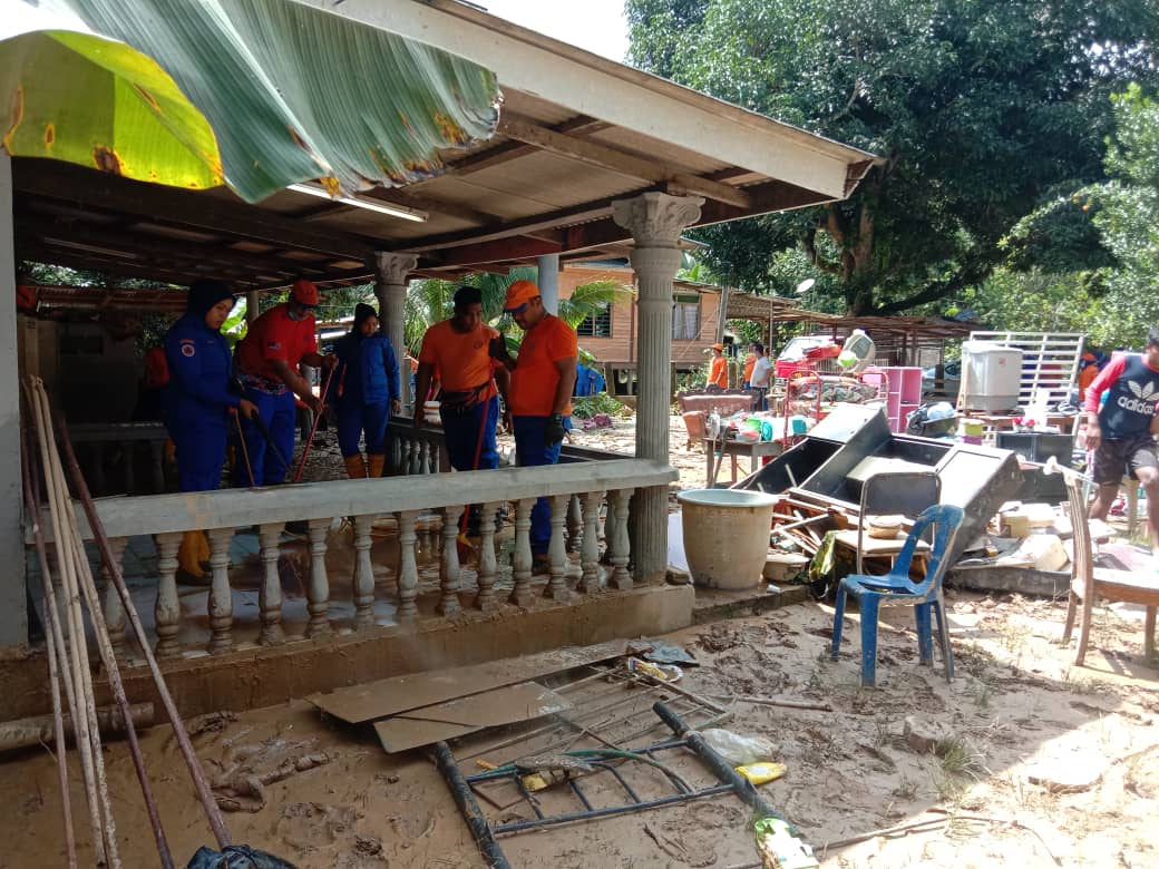 70 Anggota APM Turun 'Basuh' Kemaman