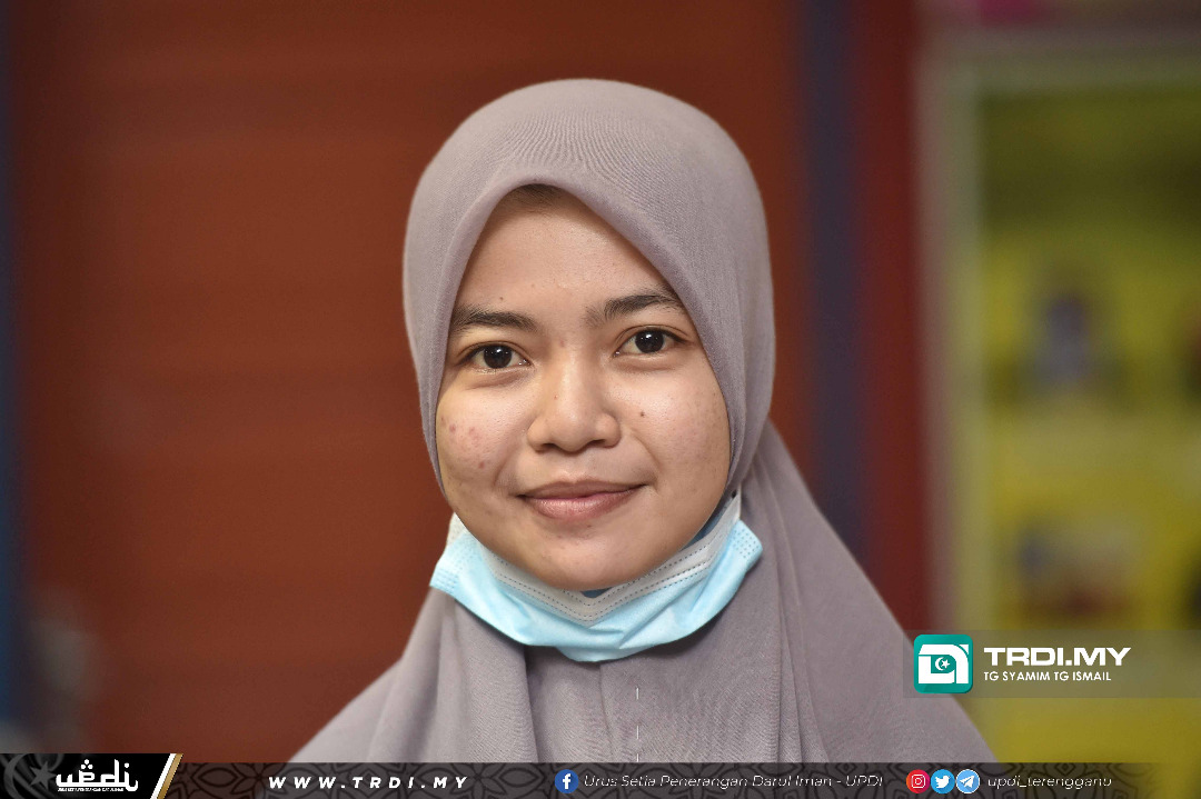 Rumah Dinaiki Air, Syukriah Tetap Semangat Belajar