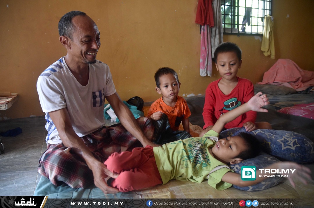 Aku Ibu, Aku Juga Ayah