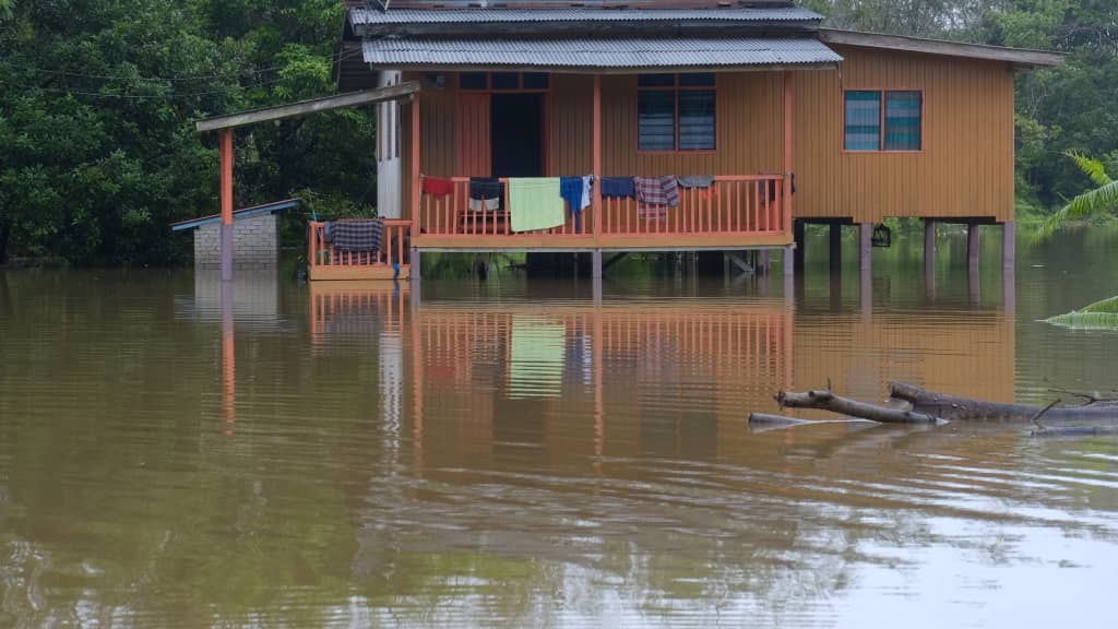 Beri Motivasi Kepada Mangsa Banjir