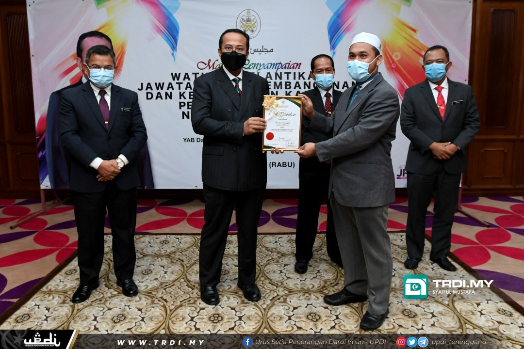 1,050 JPKK Terengganu Terima Watikah Lantikan