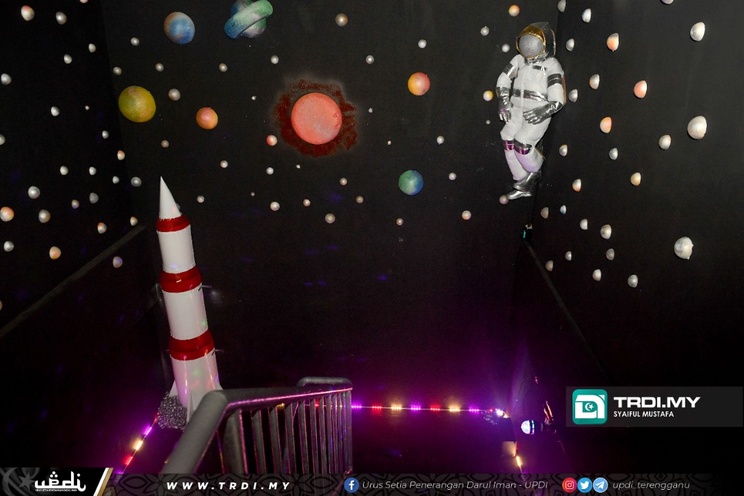 Manfaatkan PKP, Guru Cipta Tangga Ke Angkasa