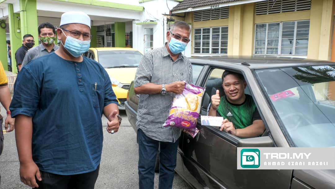 Tukang Gunting Rambut Diraikan