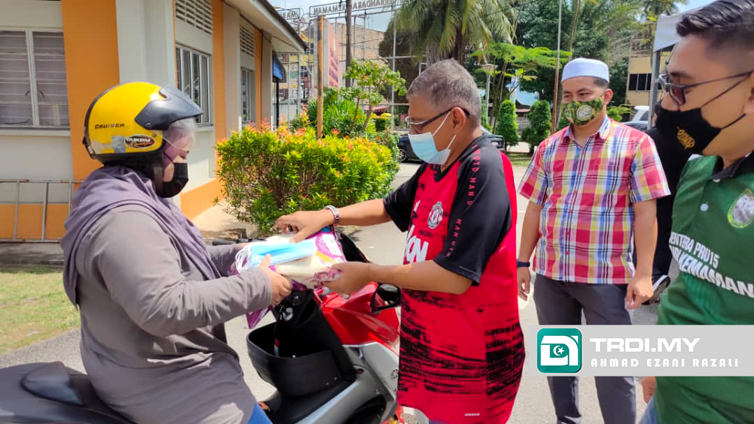 Pekerja Pusat Cuci Kereta Tidak Diabaikan