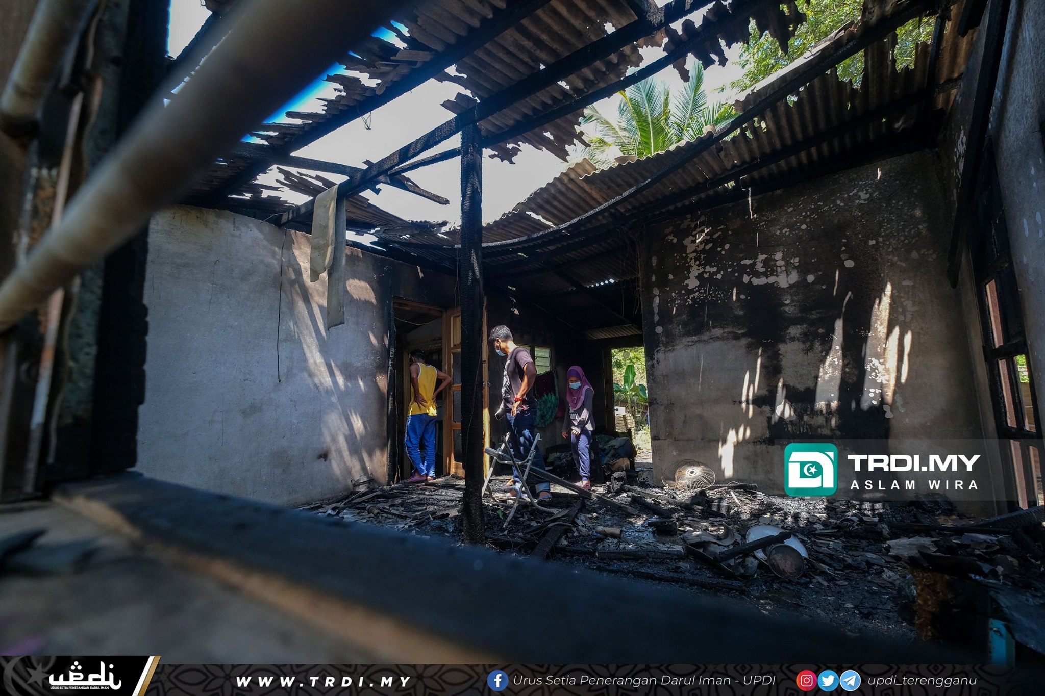 Mak Ngah Lah Terima Bantuan Pelbagai Pihak