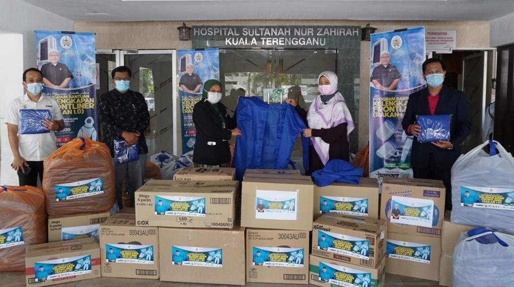 Suri Rumah Jahit PPE Petugas Barisan Hadapan