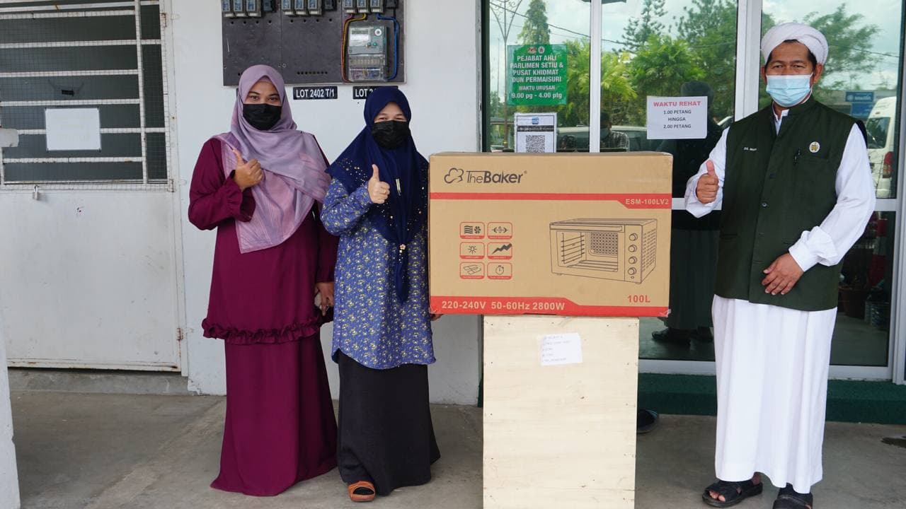 'Terima Kasih' - Peniaga Kecil