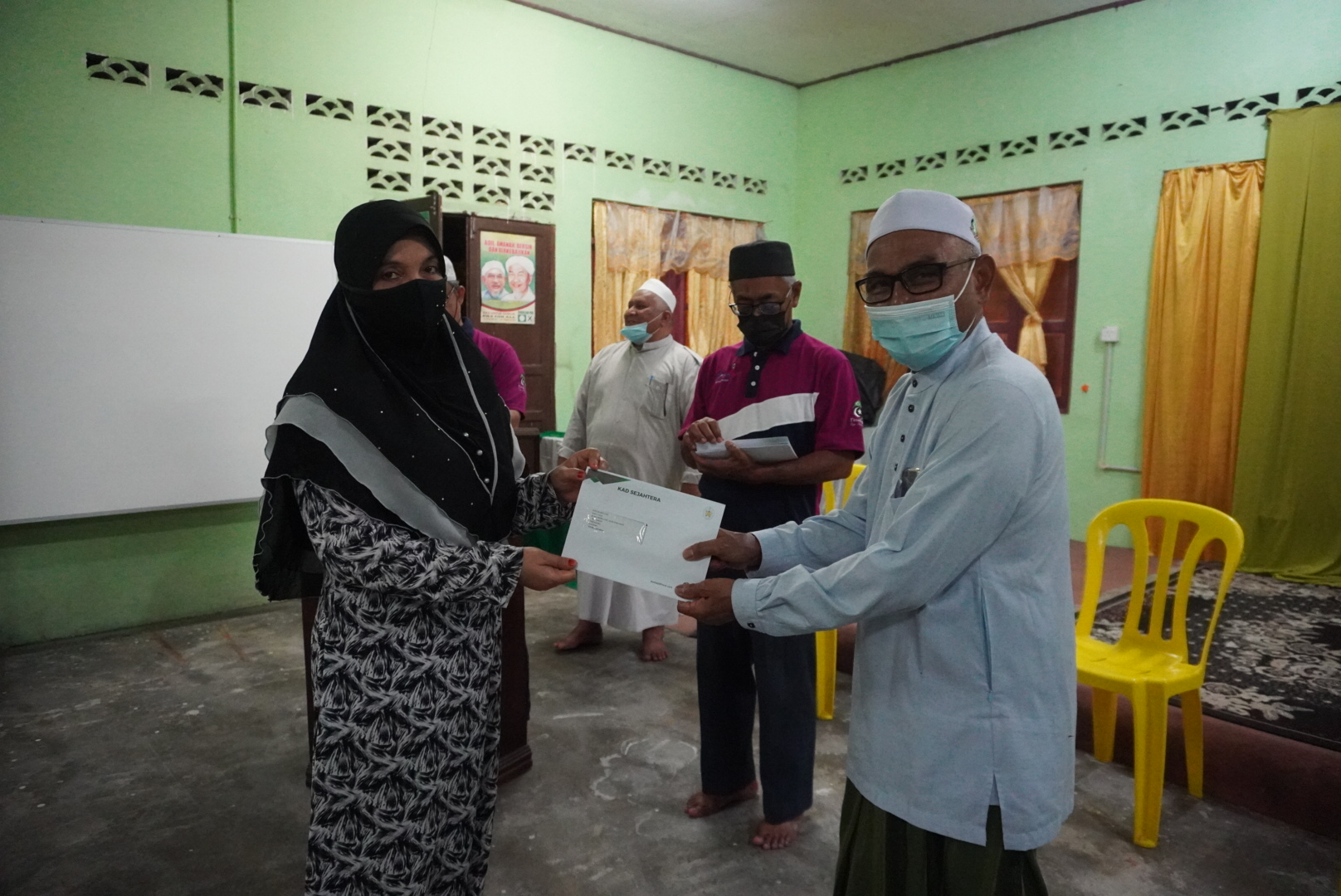 558 Orang Terima Manfaat Kad Sejahtera Di Rantau Abang