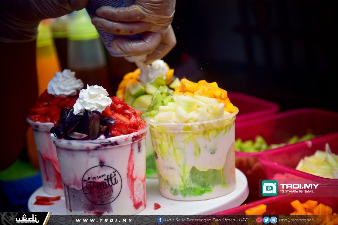 Pemilik Ais Kepal FF Lava Fruitti, Dulu Berpayung Kini Miliki Premis