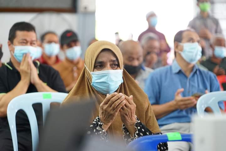 Lagi Serahan Suratan Hak Milik Tanah Terkilan Di Kijal