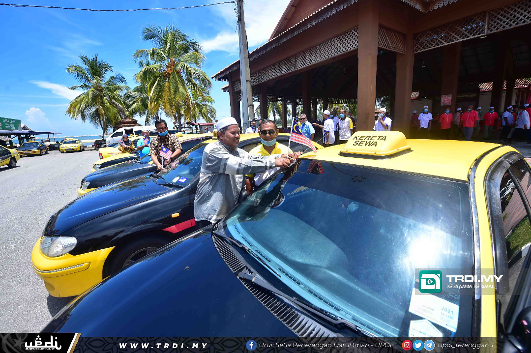 Terengganu Salur RM520,000 Untuk Pemandu Teksi, Pekerja Syarikat Pelancongan