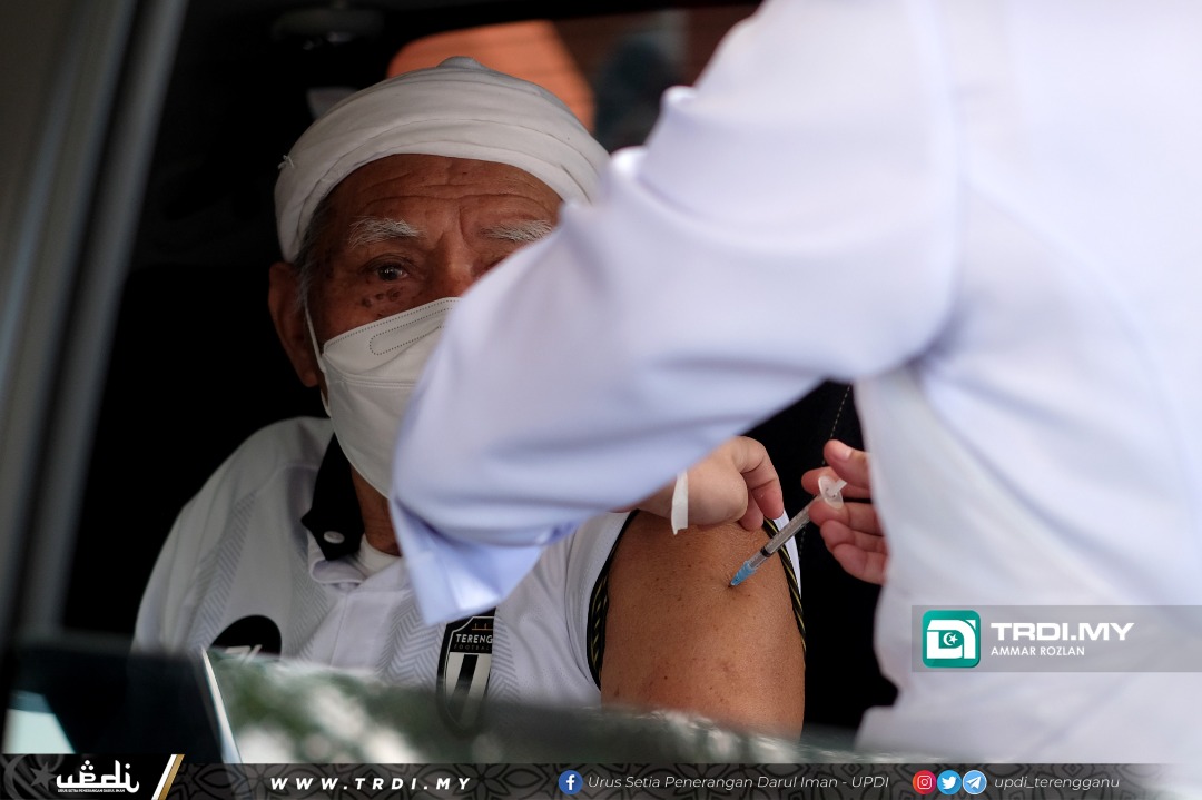 Masuk Kampung, Pandu Lalu Jayakan Vaksinasi