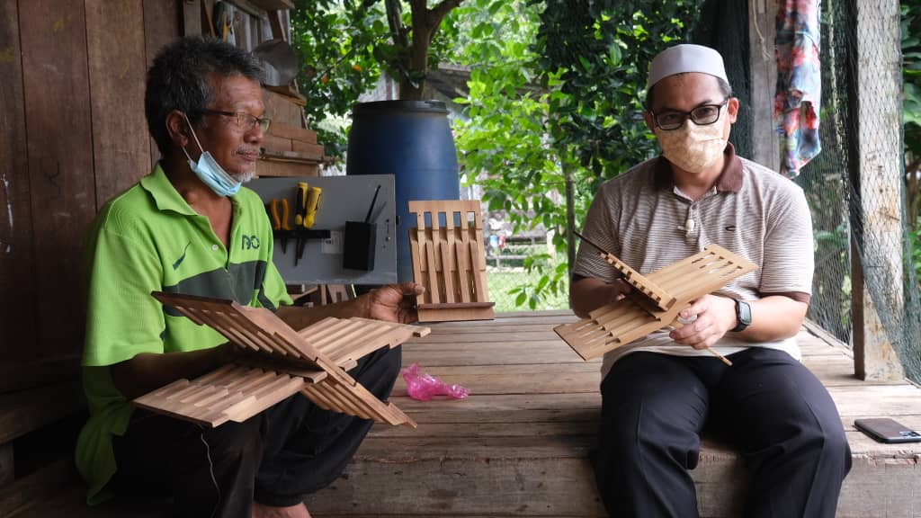 Rehal Kayu Tradisional Jadi Pendapatan Sampingan Damri