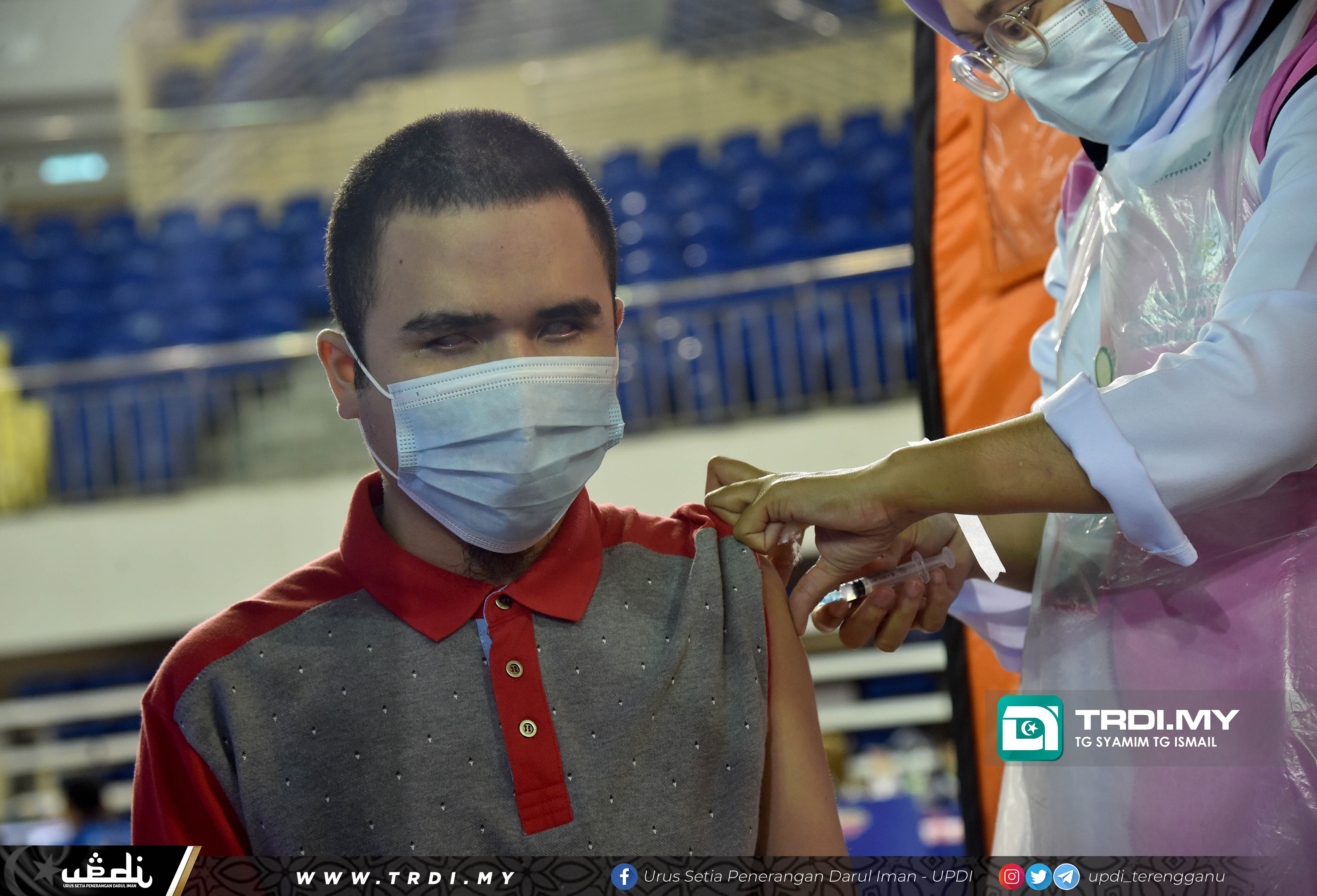 OKU cacat penglihatan terima suntikan vaksin