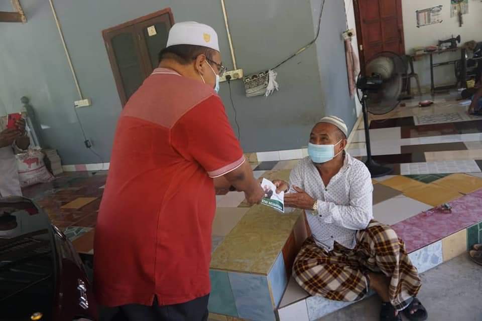 3,742 Penduduk Setiu Pelbagai Kategori Terima Bantuan