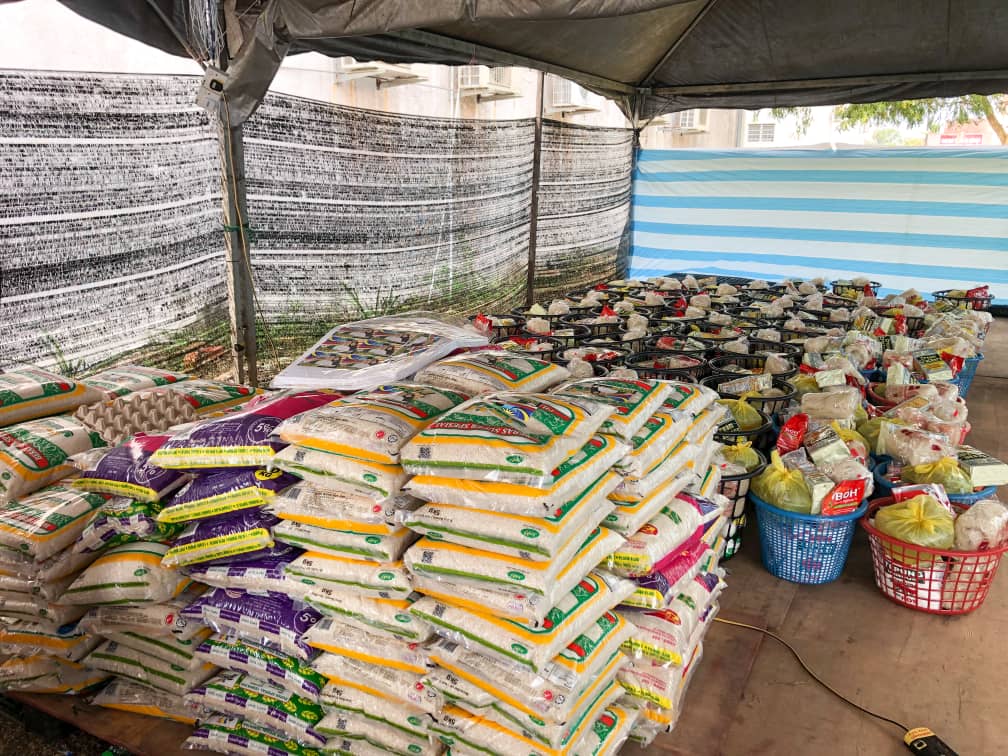 3,000 Bakul Makanan Untuk Warga Dungun