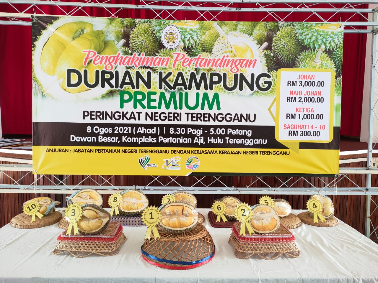 Durian Kampung Bakal Tembusi Pasaran Dunia
