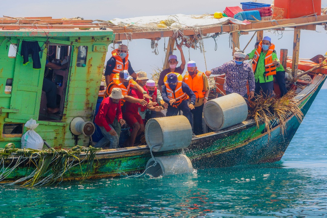 Nelayan Dungun Teramai Terima Lesen Sampan Khas