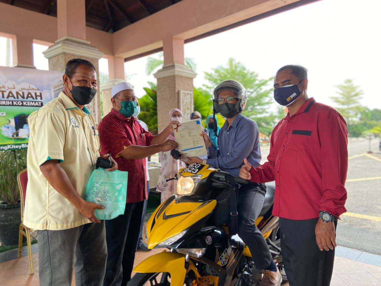 32 Lagi Peserta Tanah Terkilan DUN Telemong Terima Geran Hak Milik