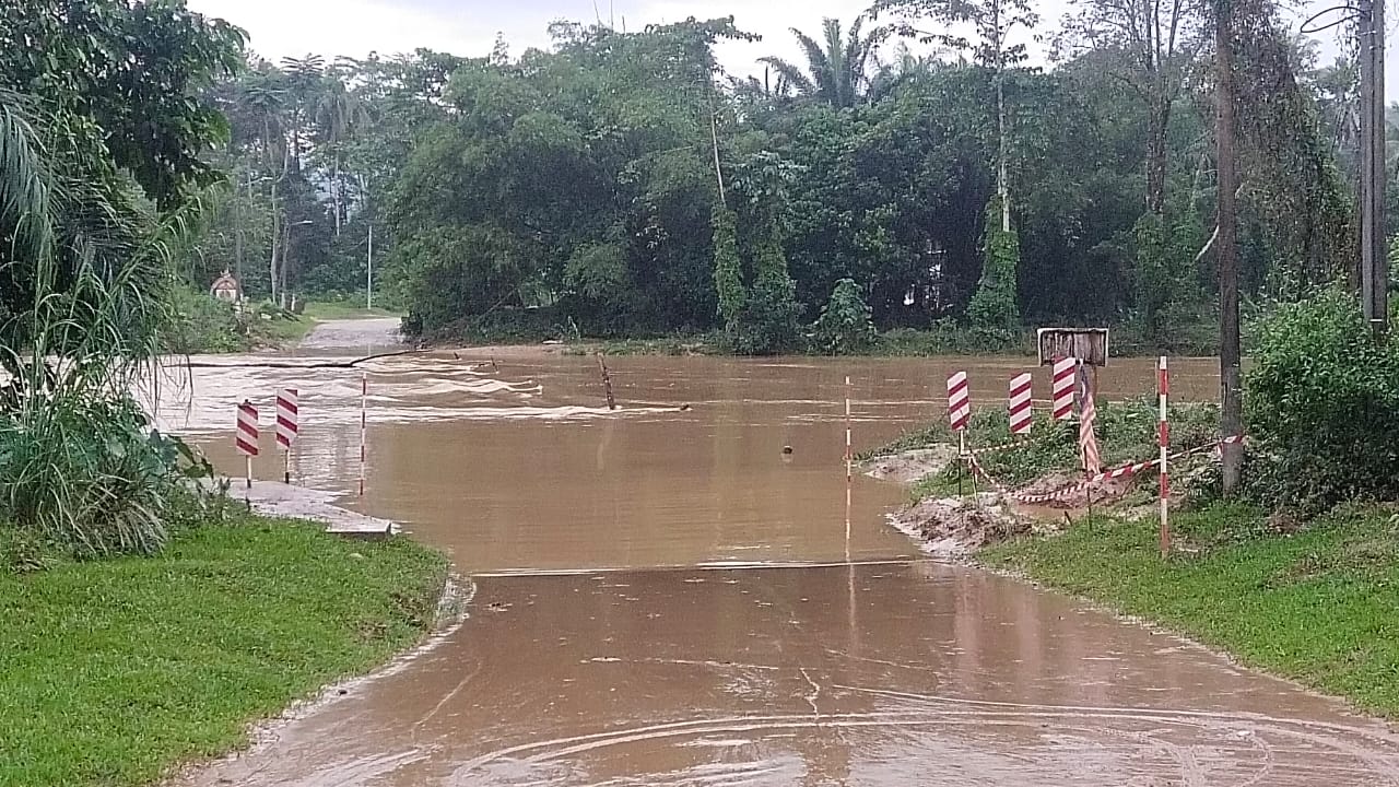 Banjir : Masjid, Surau Disaran Buat Solat Hajat