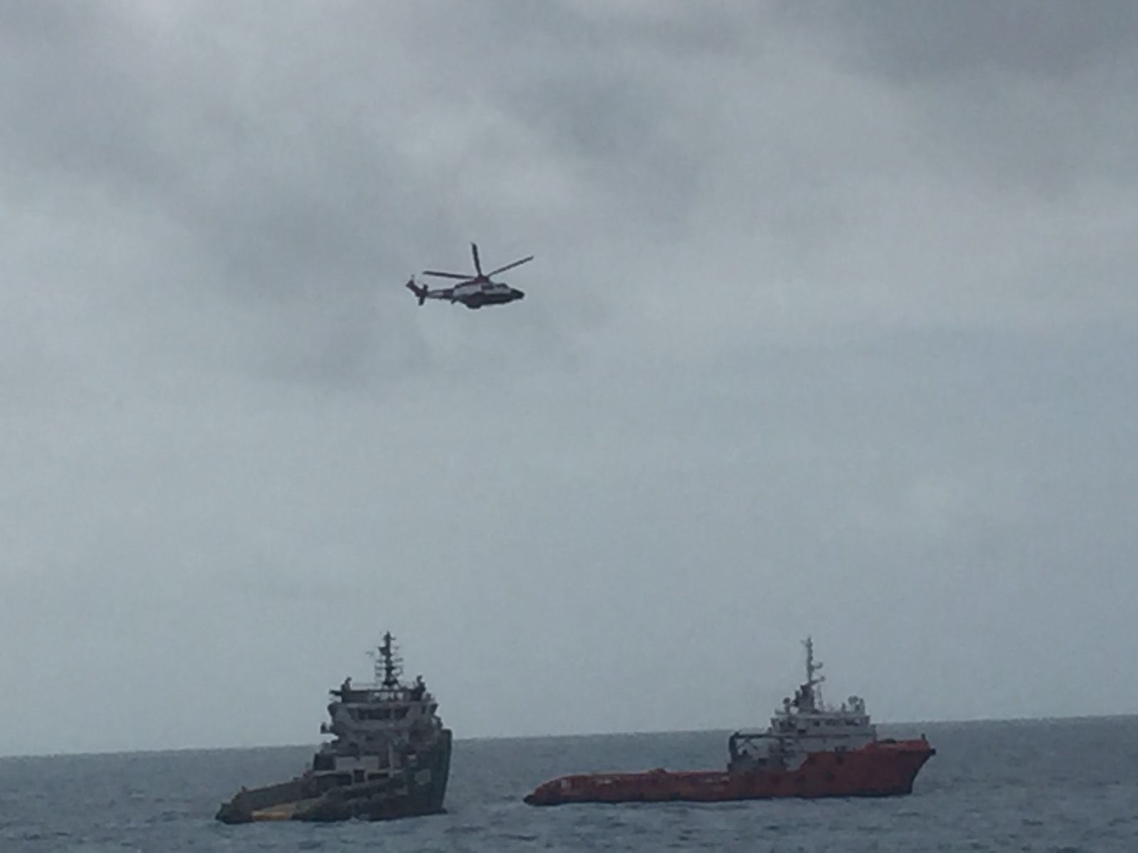 APMM-PETRONAS Tunda Kapal Hantu Hanyut