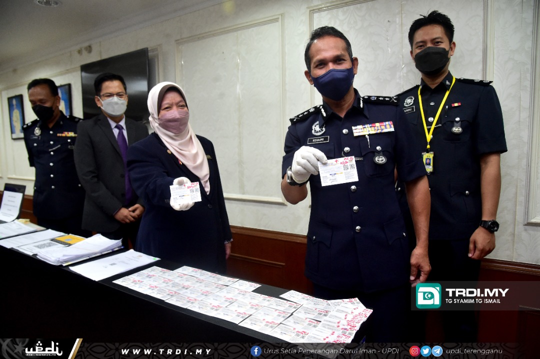 Sindiket Penjualan 1,900 Sijil Vaksin Palsu Tumpas