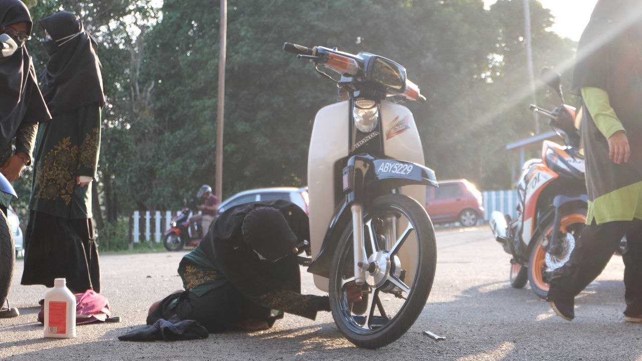 Gadis 'Pomen' Bukan Hanya Cekap Di Dapur