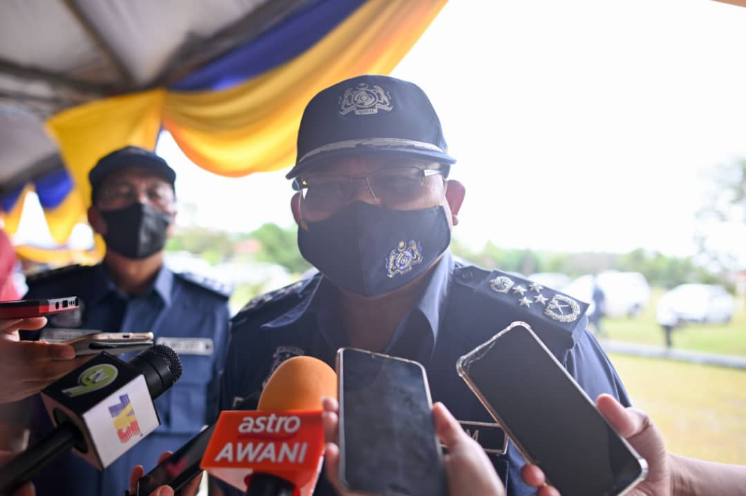 Kastam Guna Kamera Badan Pantau Salah Laku, Rasuah