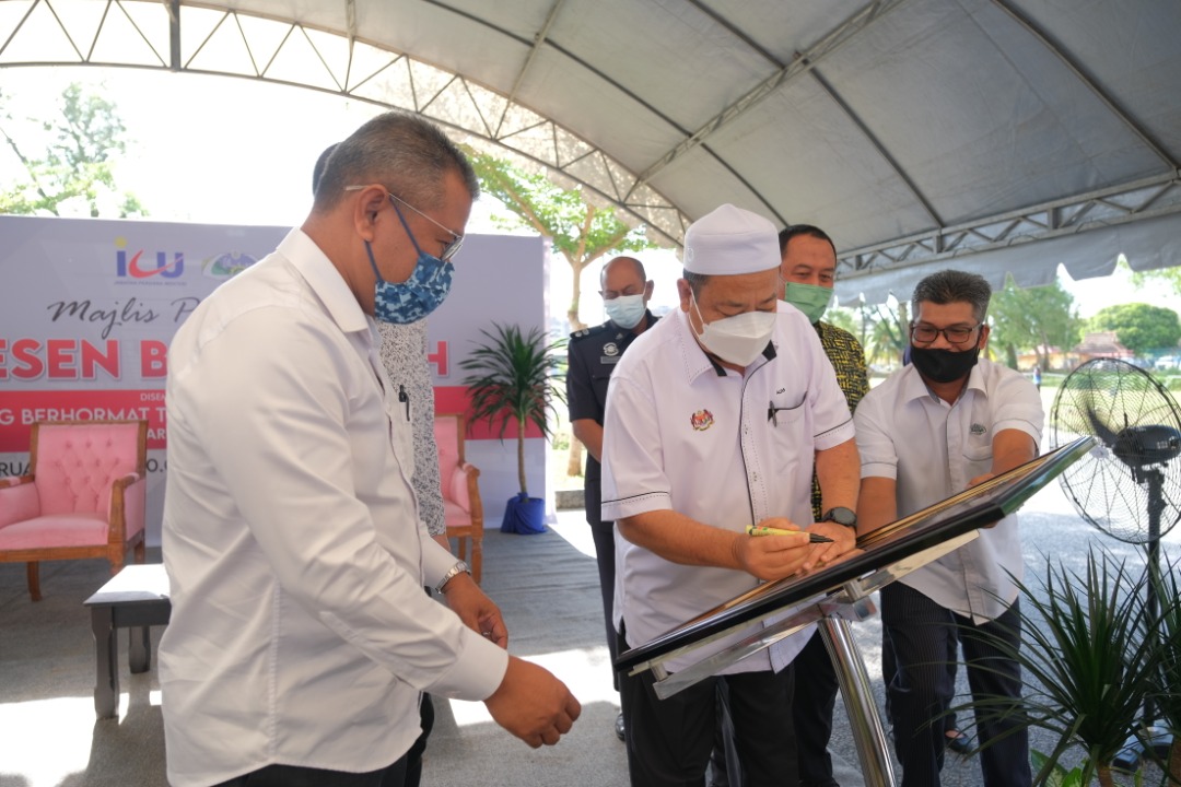 Stesen Bas Kerteh Selesai Dirasmikan