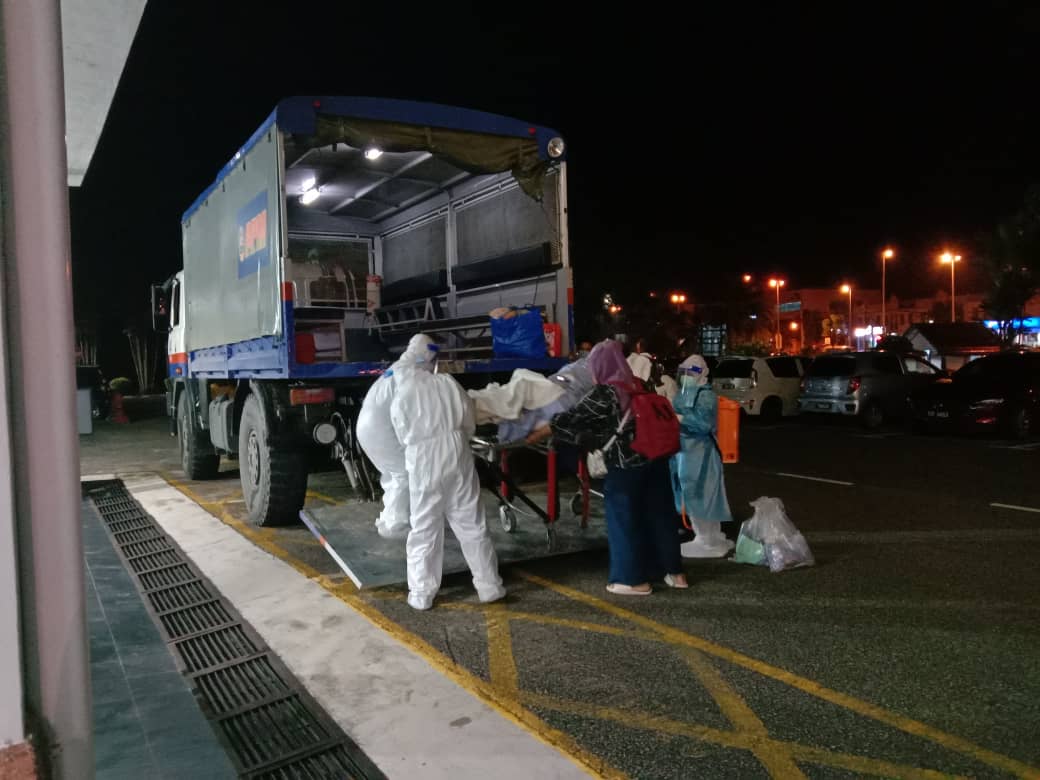 JKNT Sedia 16 PPS Untuk Mangsa Banjir Positif Covid -19