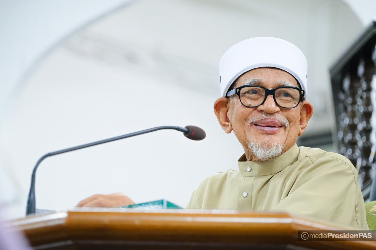 Presiden PAS Positif COVID-19