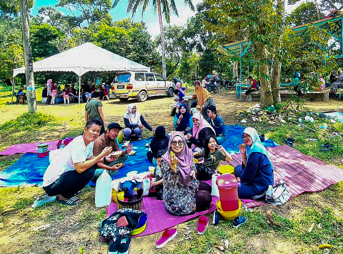 Tarmizi Cabar Diri Teroka Tiga Aktiviti Pertanian Serentak
