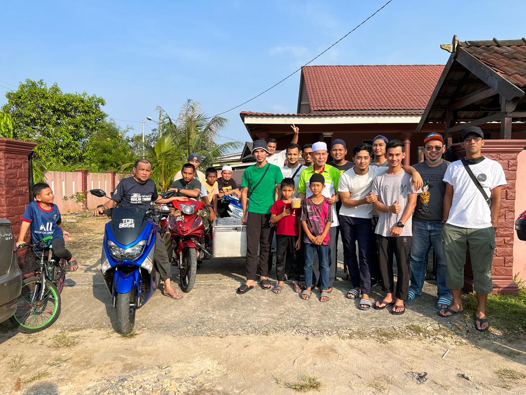 Pemuda BC2 Agih 500 Bekas Bubur Lambuk