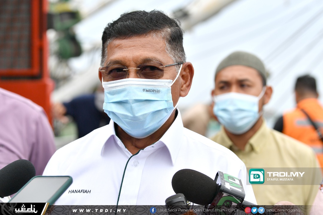 Dakwaan Ahmad Said Songsang, Dewan Diguna Agih I-Fitri