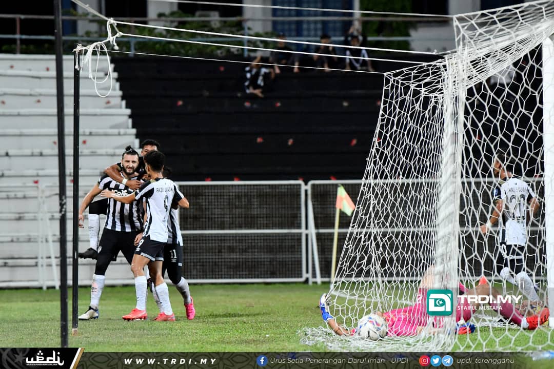 Dua Gol Dalam Dua Minit, Julang Terengganu FC II