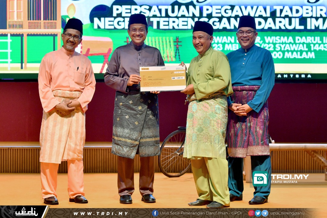 Kerjasama Antara Pegawai Kunci Kejayaan Negeri