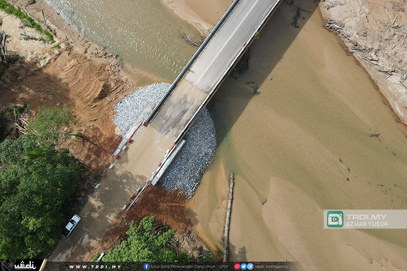 Jambatan Runtuh Belukar Bukit Siap Digunakan