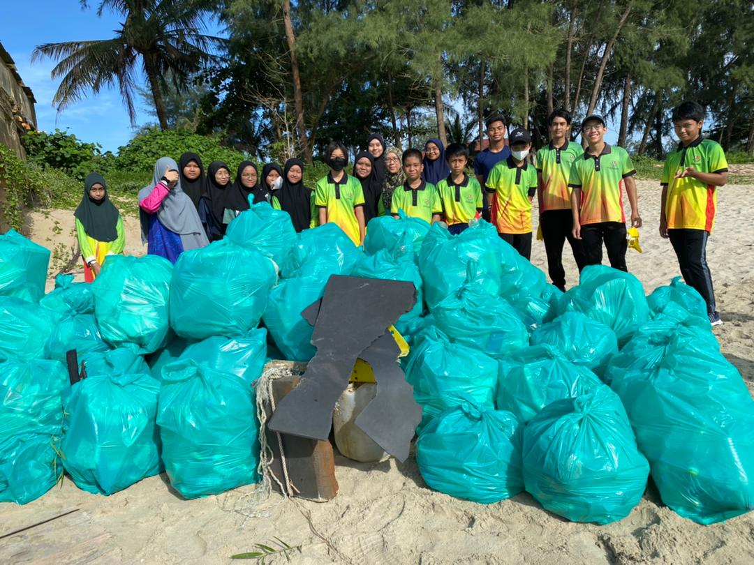Keindahan Pantai 'Musnah' Di Tangan Manusia